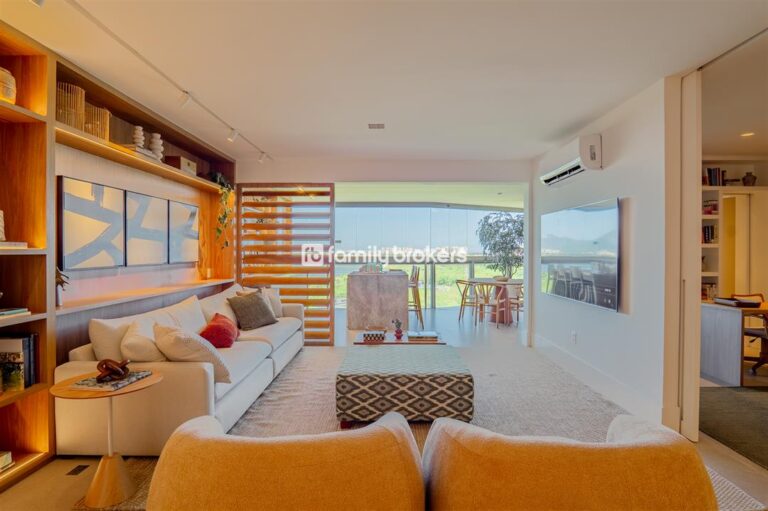 SELECIONE – Apartamento 4 quartos, sendo 4 suítes