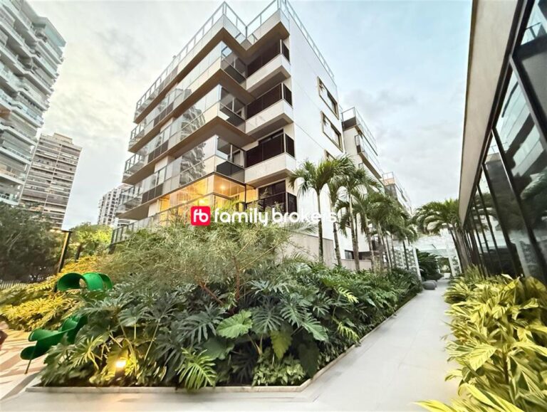 BARRA – AV. LUCIO COSTA | CONDOMÍNIO WAVE BY YOO | 2 QUARTOS | 79M² | 1ª LOCAÇÃO