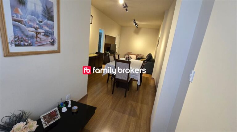 APARTAMENTO REFORMADO DE 2 QUARTOS | 78 M² | 1 VAGA | PRAÇA SECA