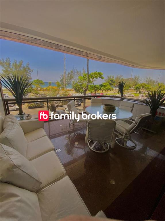 POSTO 9 DO RECREIO: LINDO APARTAMENTO DE 190m² E 3 SUÍTES À VENDA