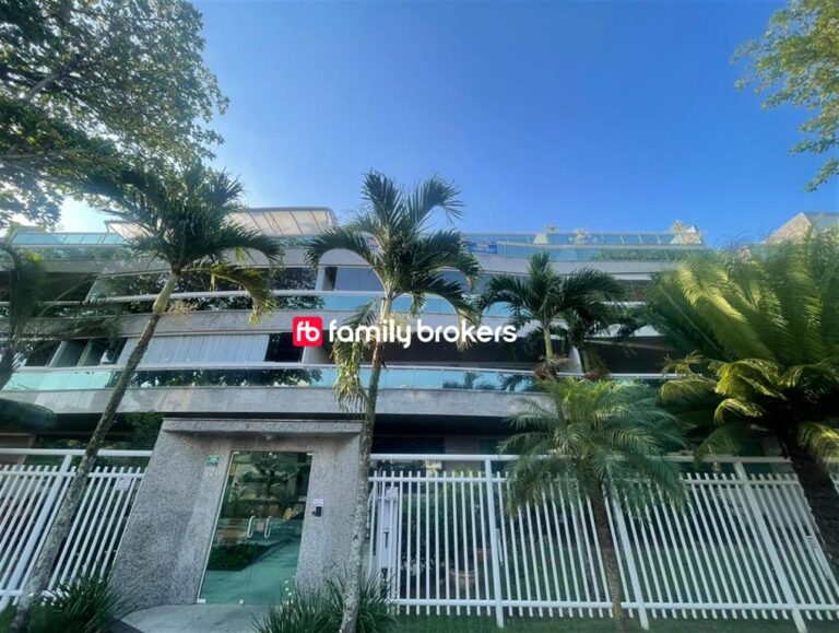 Cobertura Duplex 4 Suítes / 4 Vagas de Garagem !!! – 324 m² | Recreio dos Bandeirantes