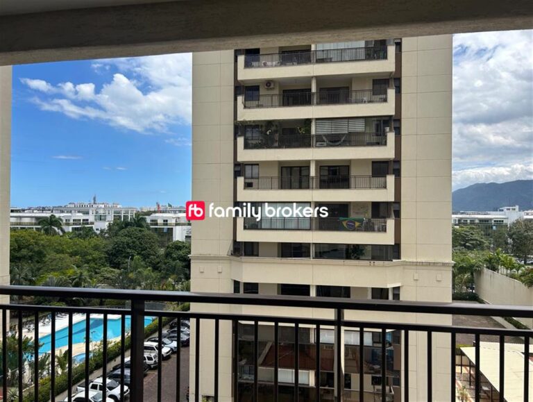 PENINSULA – APARTAMENTO 74m² – 2 SUITES – 2 VAGAS – ANDAR ALTO.