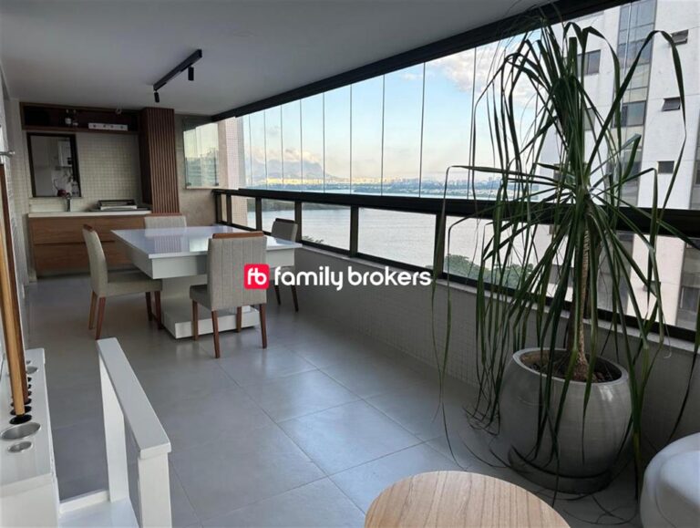 EXCELENTE APARTAMENTO NO SAINT MICHEL de 135M² | 3 QUARTOS | 2 VAGAS | DEPENDÊNCIA