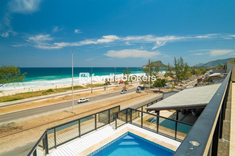 LUXUOSA COBERTURA DE 4 SUITES | 669 M² | 4 VAGAS | SOL NASCENTE | PORTEIRA FECHADA