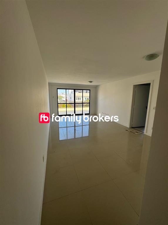 EXCELENTE COBERTURA LINEAR COM 179M² | 3 SUÍTES | 3 VAGAS – RECREIO DOS BANDEIRANTES