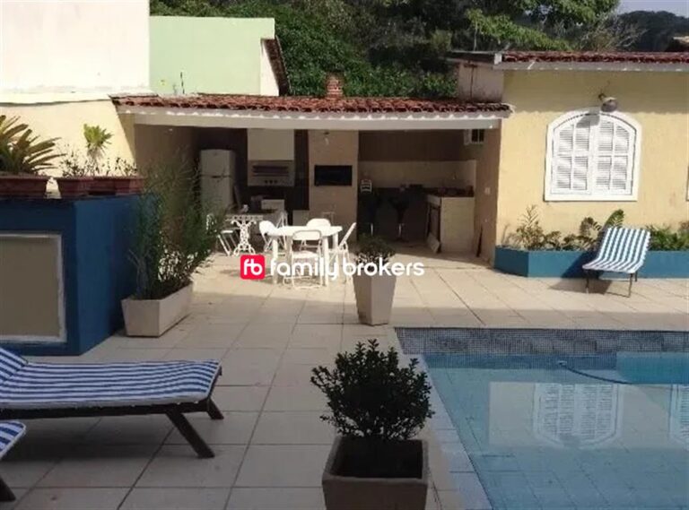 MARAVILHOSA CASA NO CONDOMÍNIO MARAMAR | 500m² | 5 SUÍTES | 6 VAGAS