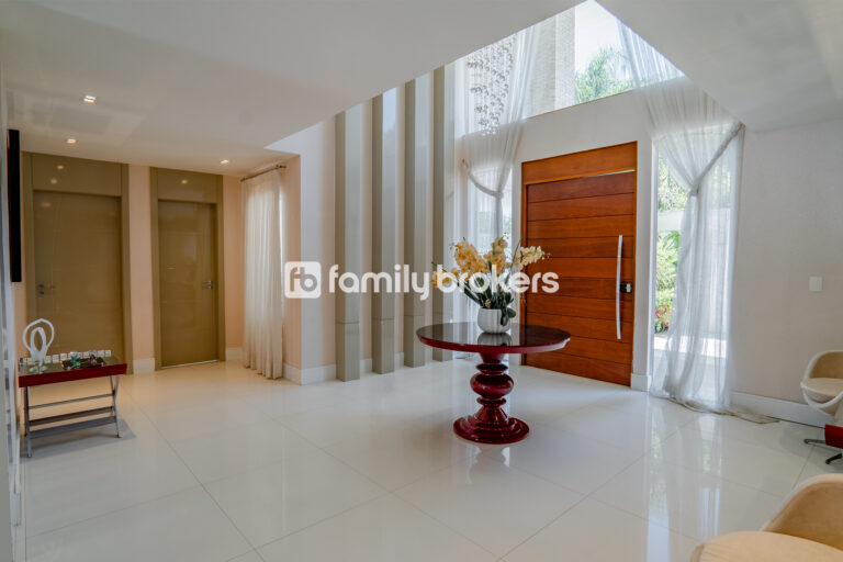 Condomínio Village Marapendi; Linda casa – alto padrão com excelente  arquitetura ! mobiliado.