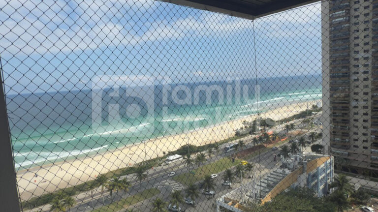 Excelente apartamento duplex, frental mar em condomínio com total infraestrutura