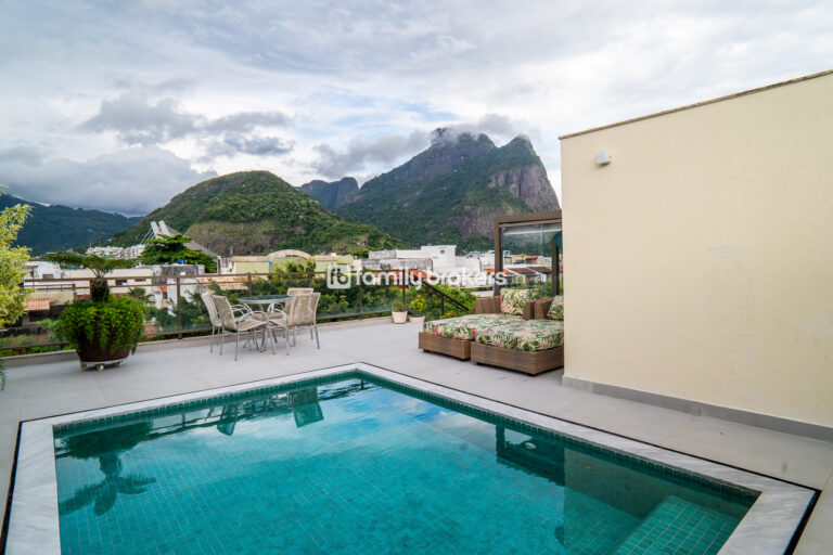 Jardim Oceânico | Cobertura Duplex – 574 m² | 4 Suítes | 4 Vagas