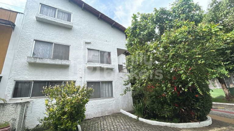 Vivendas – Lucio costa – casa 04 quartos – 2 vagas.