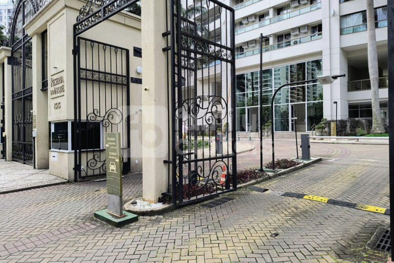 VENDO – Reserva do Parque | Cidade Jardim 🏡 78m² | 2 quartos (1 suíte) | 5º andar ✨ Sala ampla e bem iluminada 📍 Excelente localização 💰 R$ 779 mil